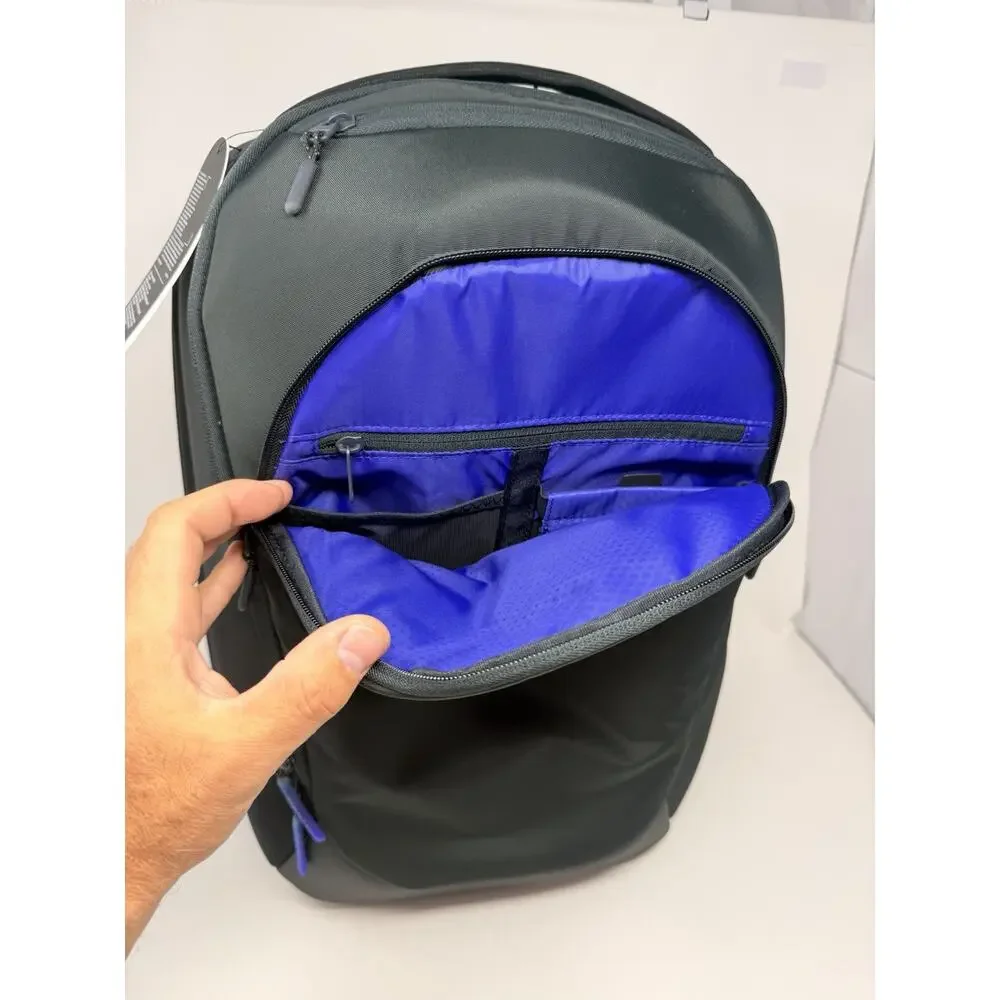 NEW Alienware 18 Gaming Backpack AW7825P DWJ3J